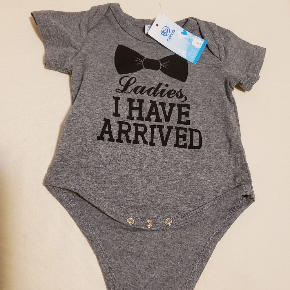 Newborn NWT boys onesie